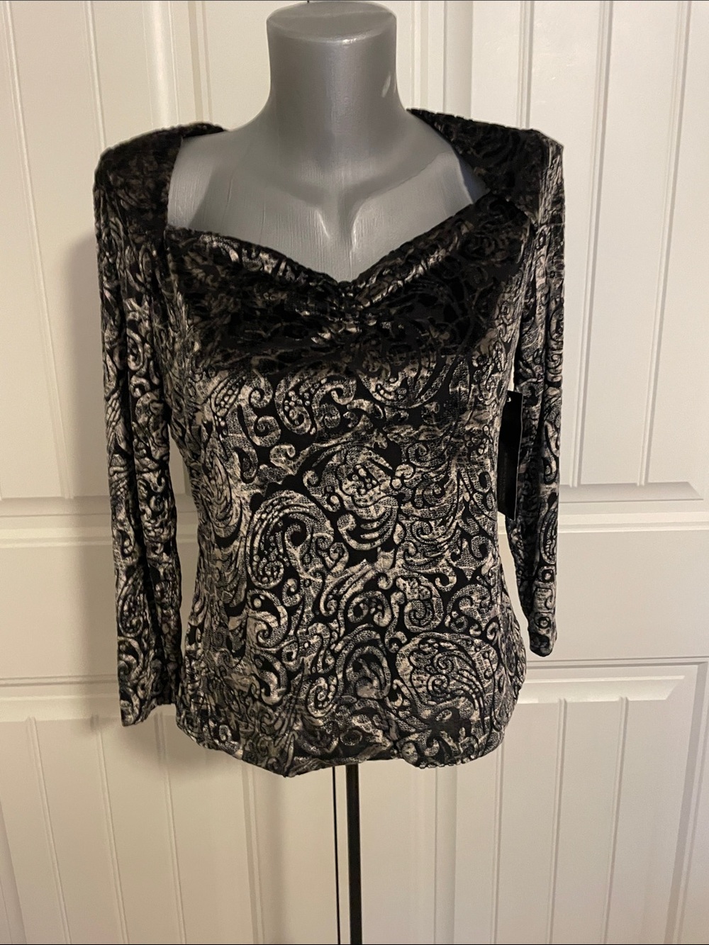 Jones New York Black Velvet Burnout Cowlneck Long Sleeve Top